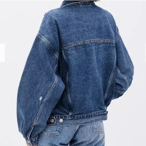 NWT Women’s Levi’s 90s Trucker Jean Denim Jacket Size Large SOLD OUT - Picture 2 of 9